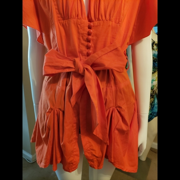 Beautiful button down top - Picture 12 of 12